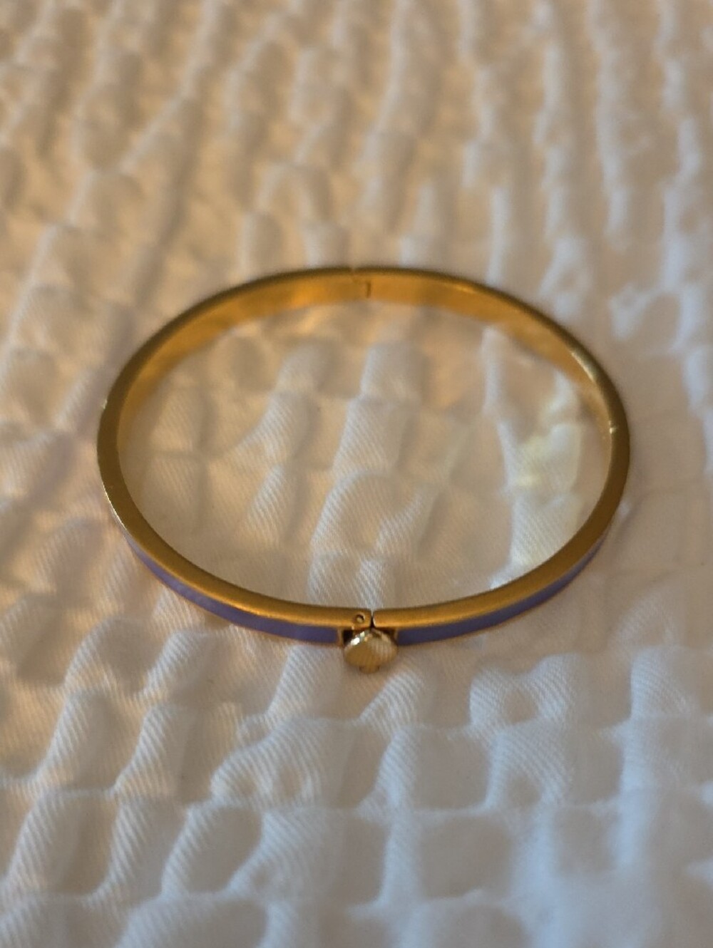 kate spade NWOT Gold-Tone Bracelet with Purple Enamel and Spade Accent - Picture 3 of 6